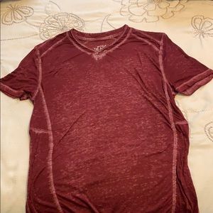 Buckle Black T-Shirt Large V-Neck